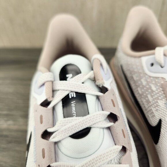 Nike Vomero 17 Size 7 Womens Platinum Violet Black White Athletic Running Shoes - Picture 5 of 11